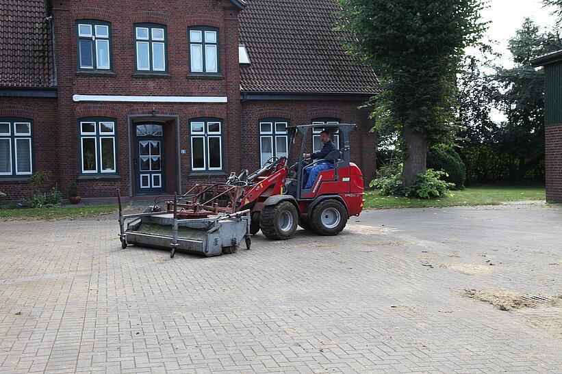 Weidemann 1190e in Action