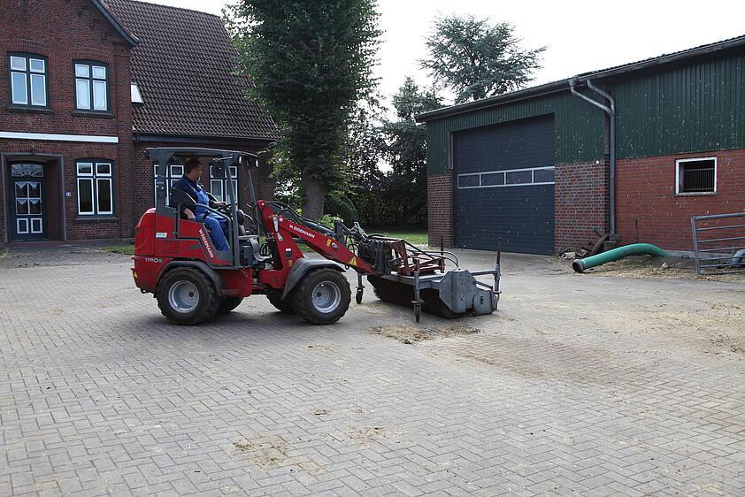 Weidemann 1190e in Action