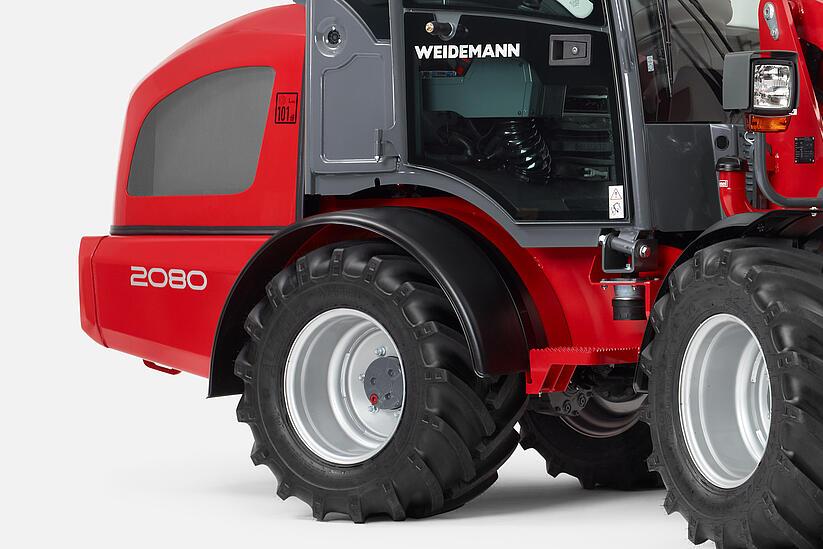 Weidemann wheel loader 2080, Entry and exit