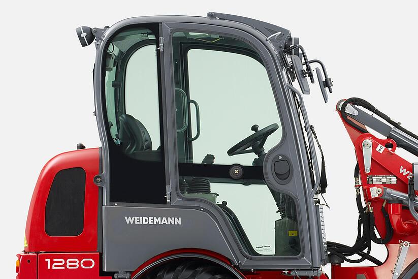 Weidemann Hoftrac 1280, Cabin