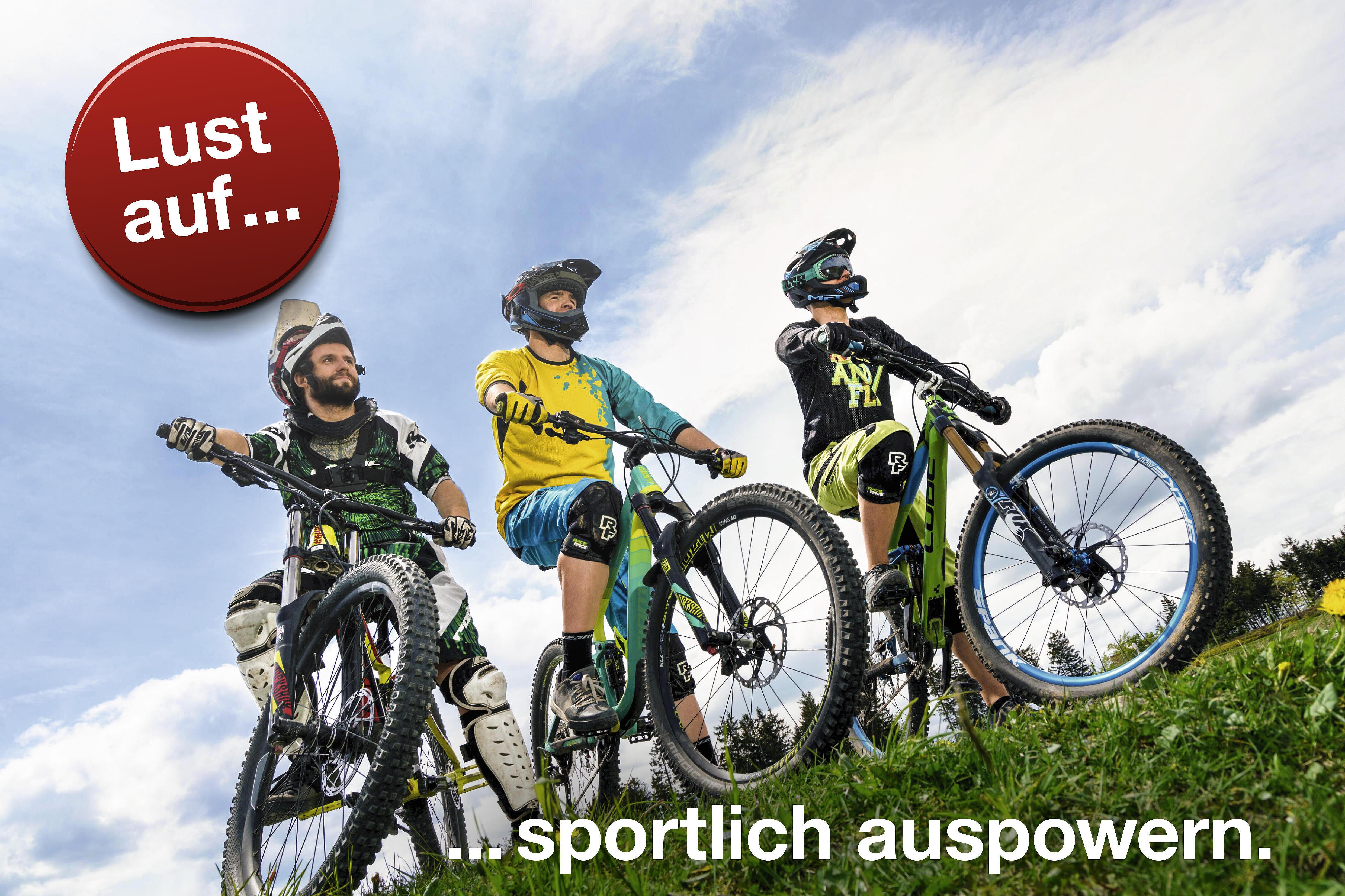 Weidemann Personalkampagne Lust auf - Drei Mountainbiker am Berg