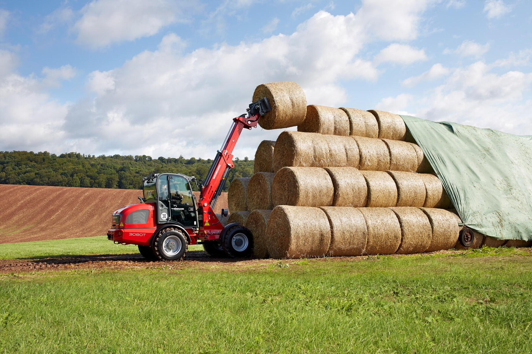 Ładowarka kołowa teleskopowa Weidemann 3080T w zastosowaniu